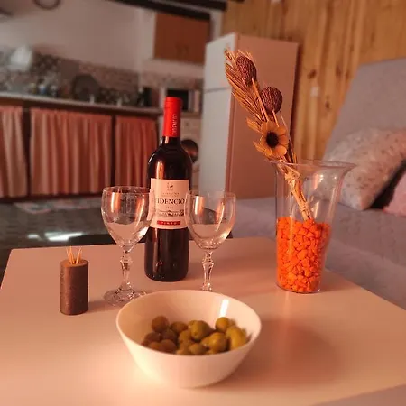 La Casita, Completo Apartment